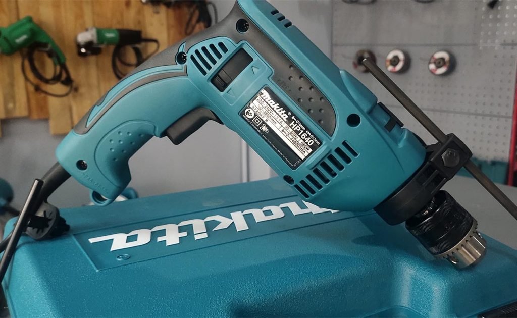 Makita Hammer Drill With carrying case (HP1640k) - DARiV Power Tools